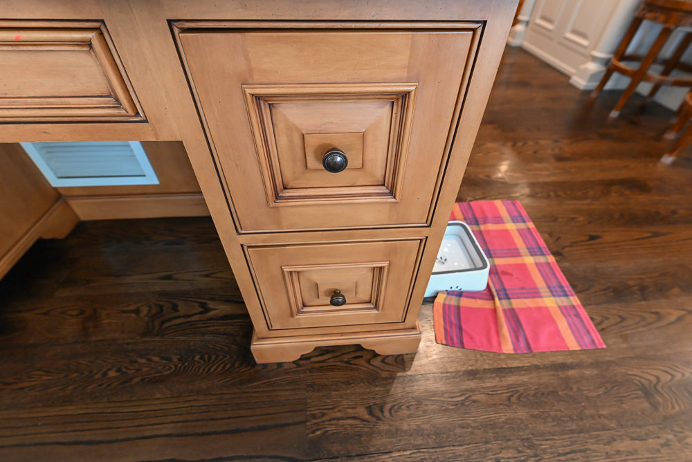 Large Traditional Wooden Kitchen with Island, Desk Area and Appliances