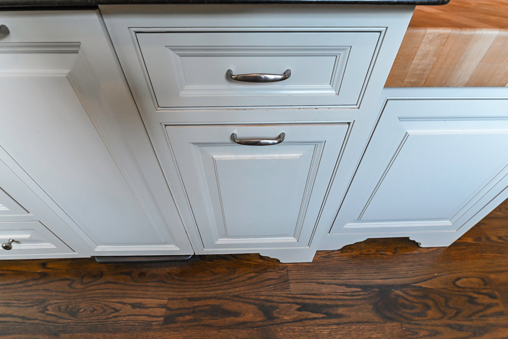 Signature Custom Cabinetry Traditional White Kitchen with Island, Desk Area & Appliances