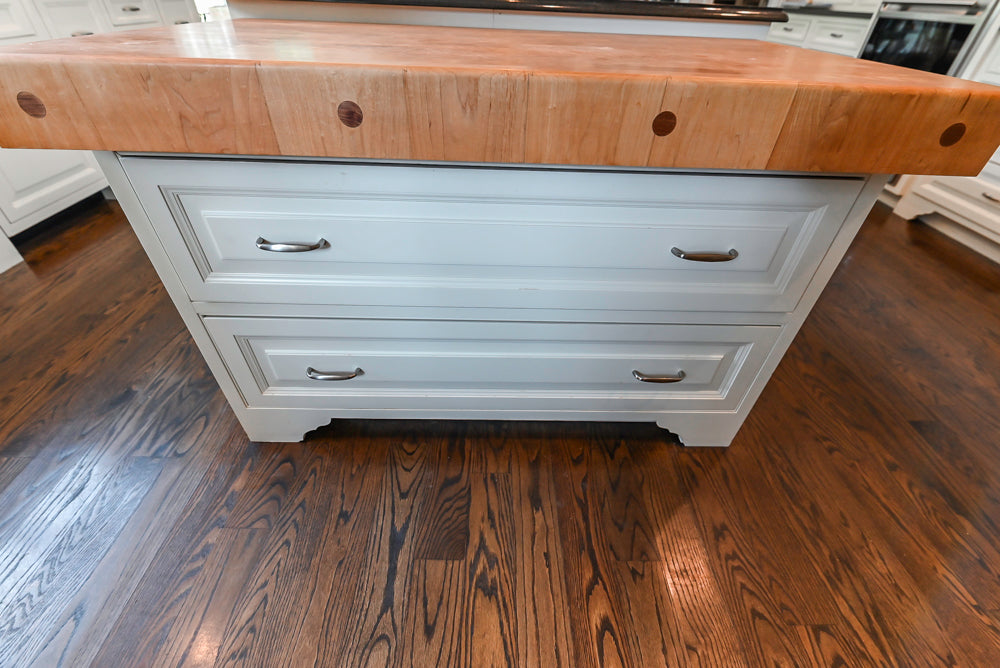 Signature Custom Cabinetry Traditional White Kitchen with Island, Desk Area & Appliances