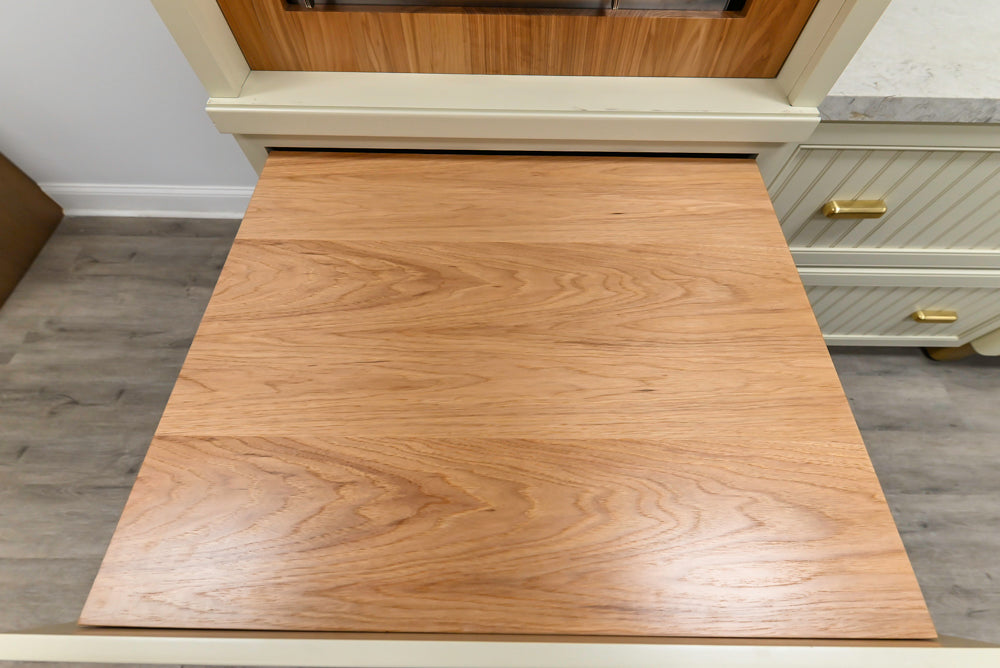 Covered Bridge Two-Tone Traditional Kitchen with Island