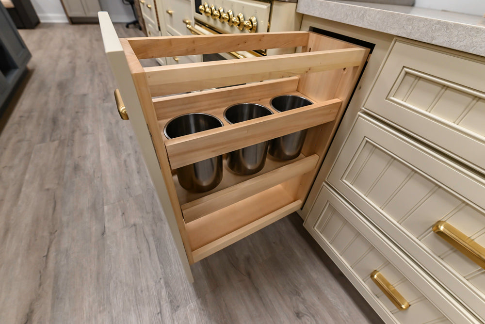 Covered Bridge Two-Tone Traditional Kitchen with Island