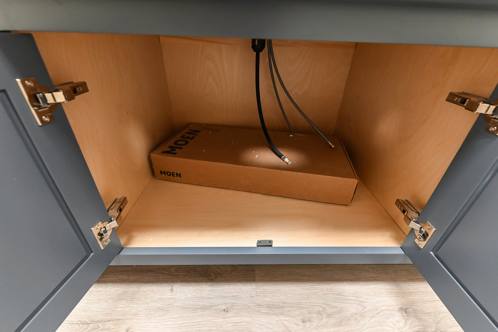 Covered Bridge Two-Tone Traditional Kitchen with Island