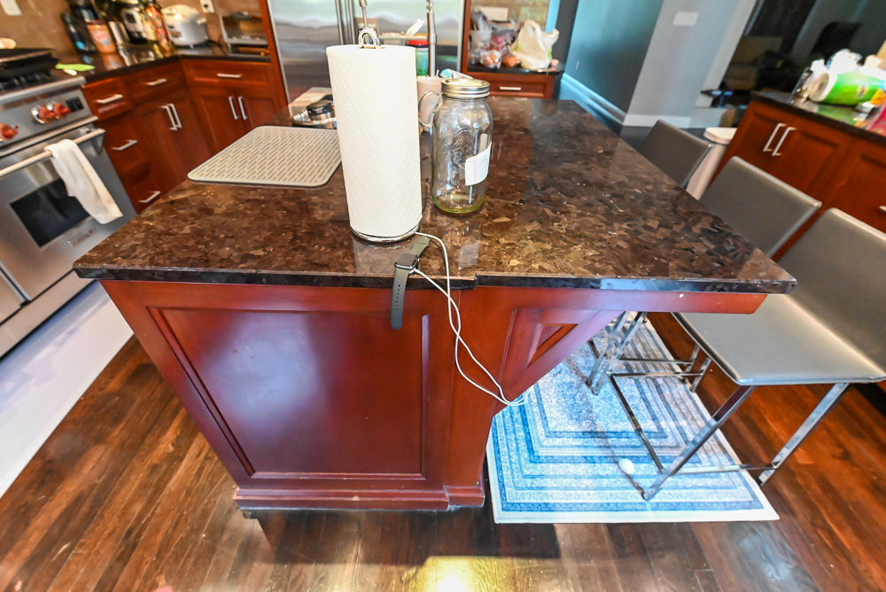 Stylish Dark Wooden Transitional Pre-Owned Kitchen with Appliances and Dark Granite Island