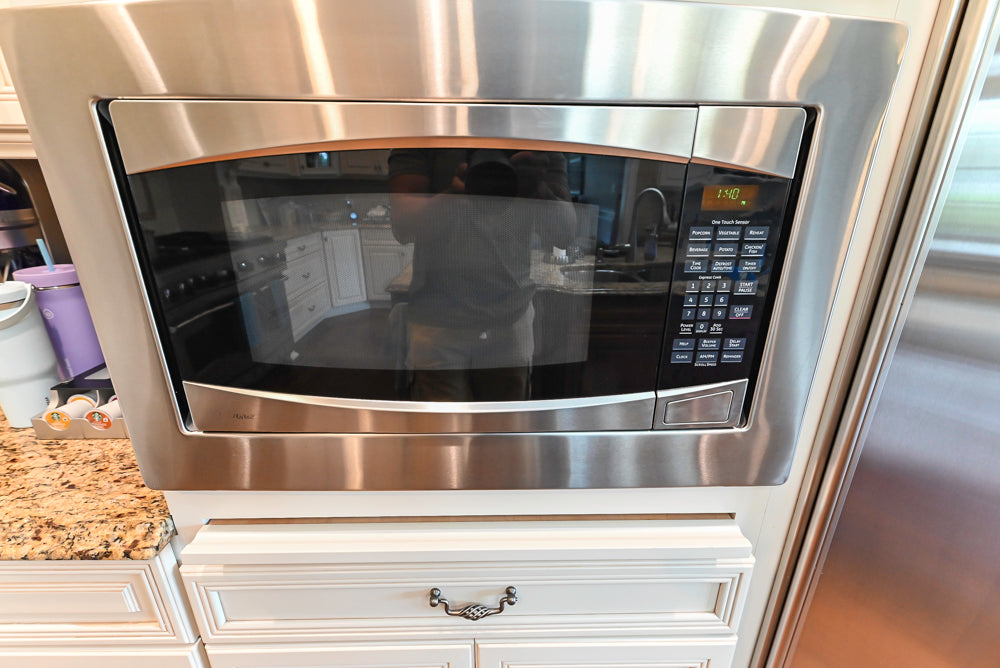 Oh My Omega: Traditional White Kitchen with Pantry, Desk Area & Appliances