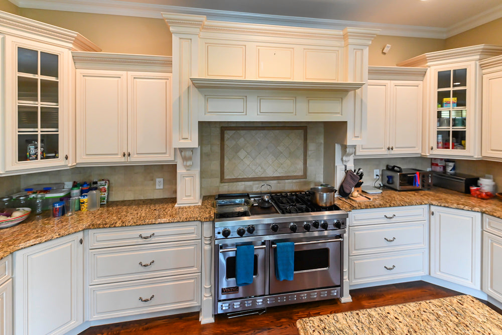 Oh My Omega: Traditional White Kitchen with Pantry, Desk Area & Appliances