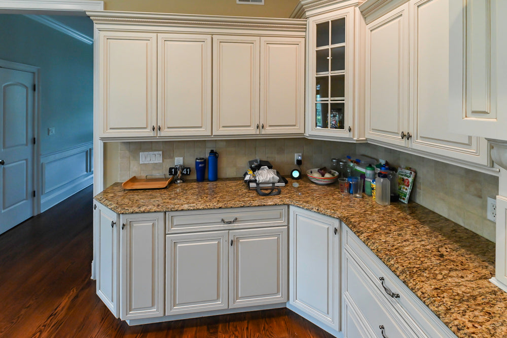 Oh My Omega: Traditional White Kitchen with Pantry, Desk Area & Appliances
