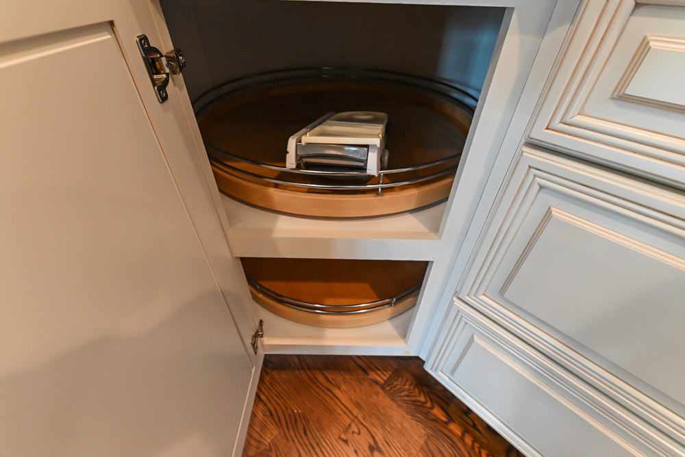 Oh My Omega: Traditional White Kitchen with Pantry, Desk Area & Appliances