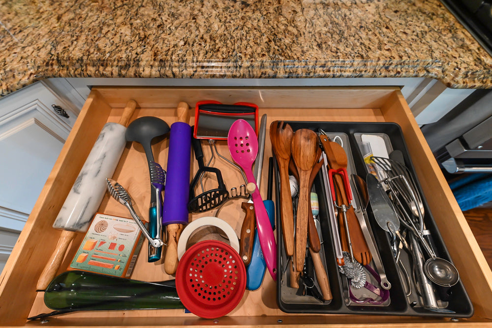 Oh My Omega: Traditional White Kitchen with Pantry, Desk Area & Appliances