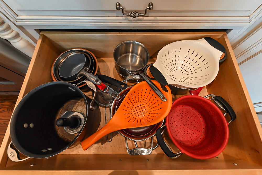 Oh My Omega: Traditional White Kitchen with Pantry, Desk Area & Appliances
