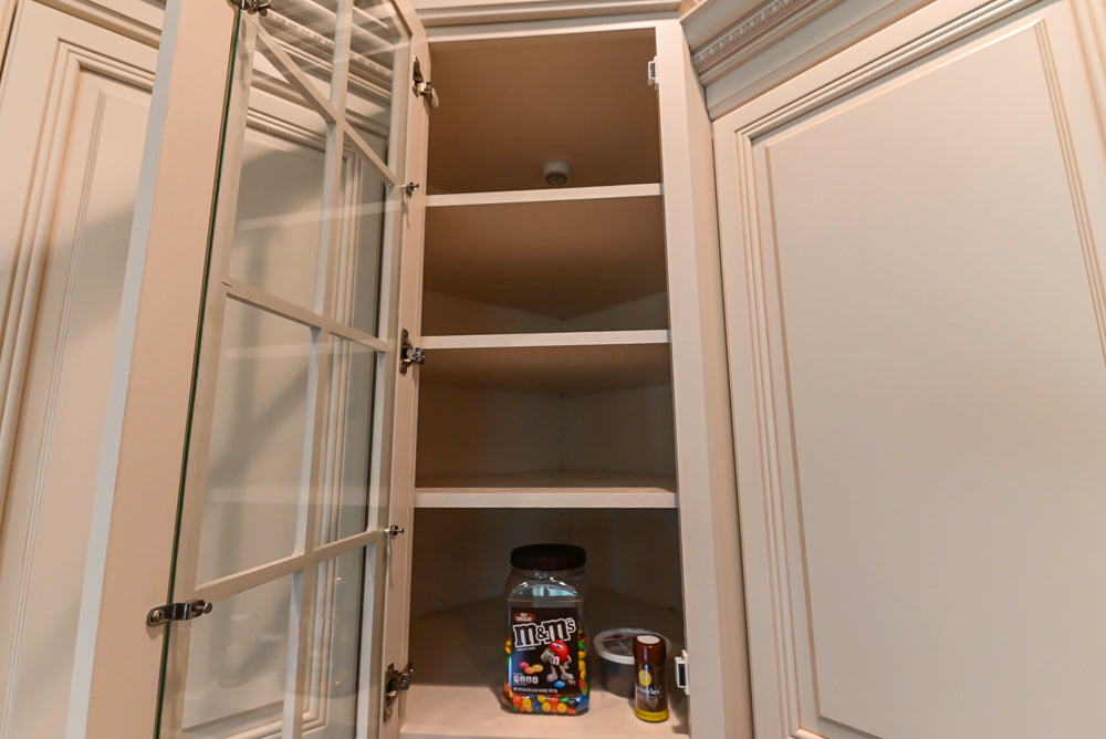 Oh My Omega: Traditional White Kitchen with Pantry, Desk Area & Appliances