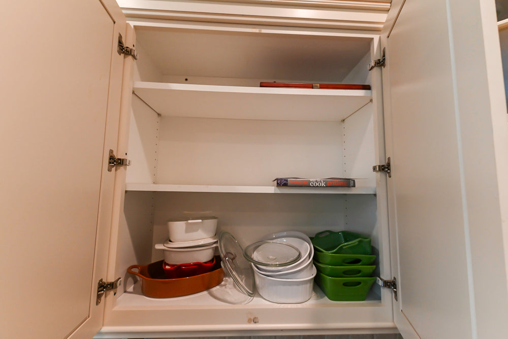 Oh My Omega: Traditional White Kitchen with Pantry, Desk Area & Appliances