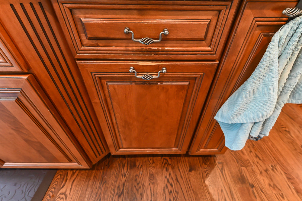 Oh My Omega: Traditional White Kitchen with Pantry, Desk Area & Appliances