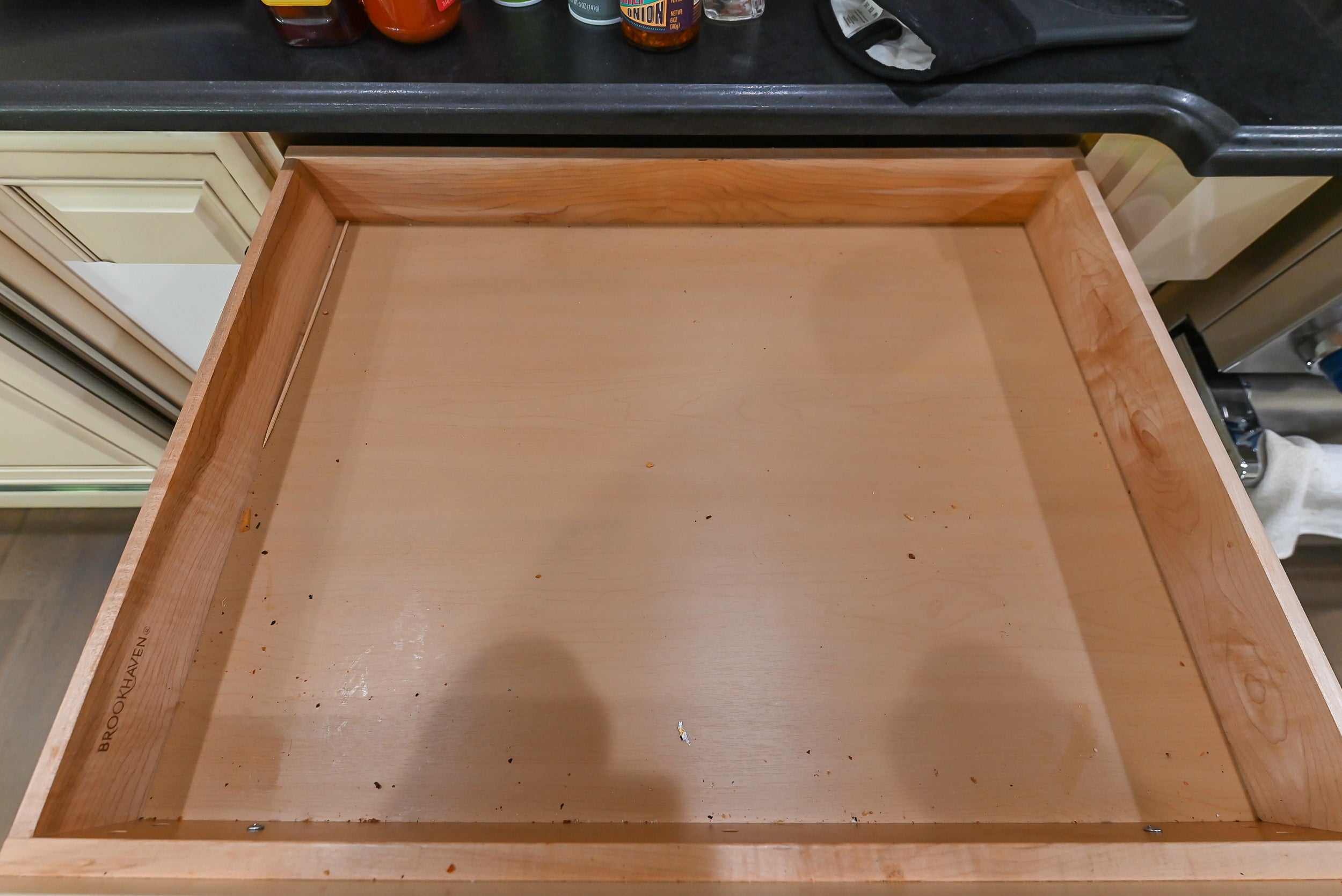 Brookhaven Beauty: Traditional Cream Kitchen with Island & Appliances