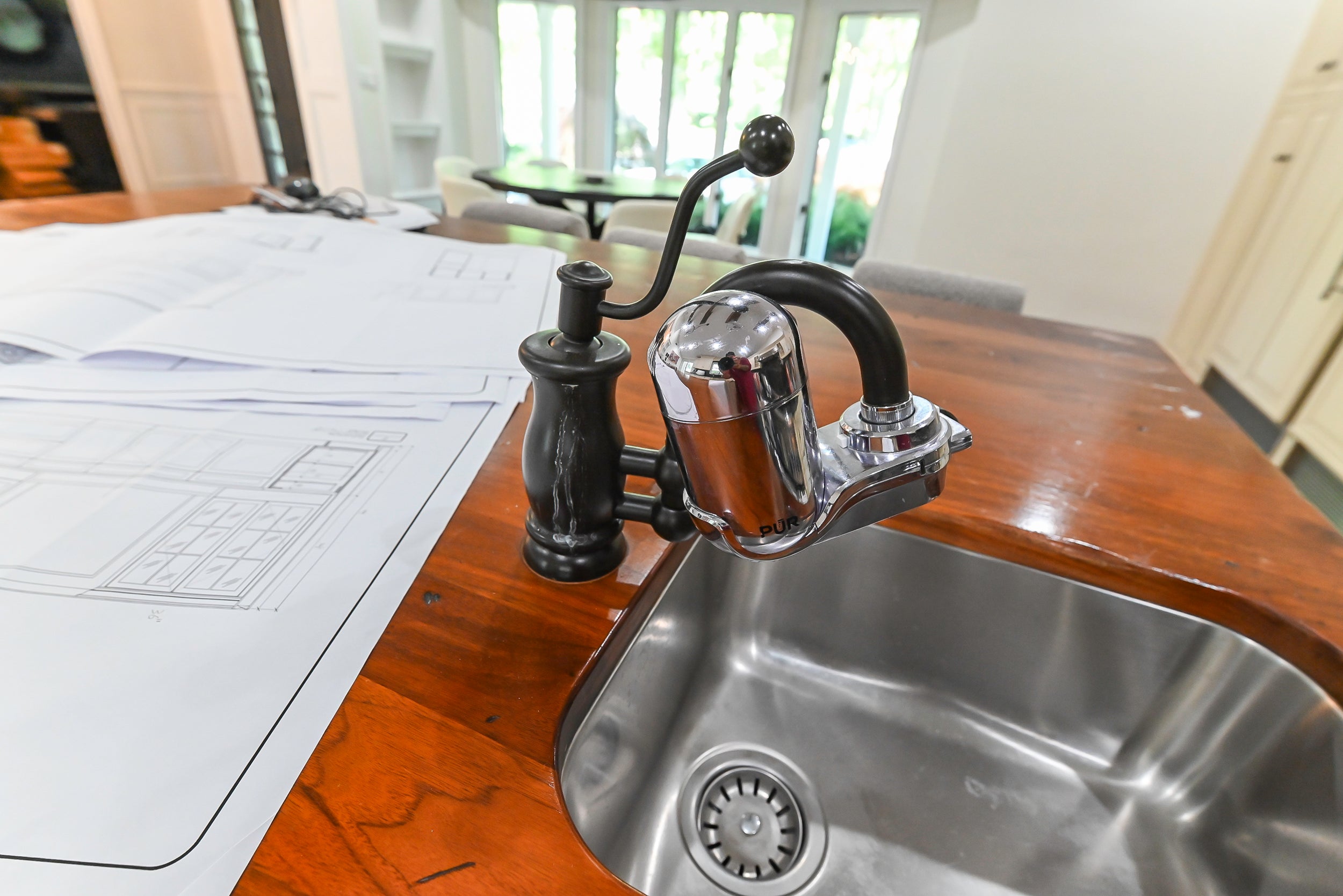 Brookhaven Beauty: Traditional Cream Kitchen with Island & Appliances