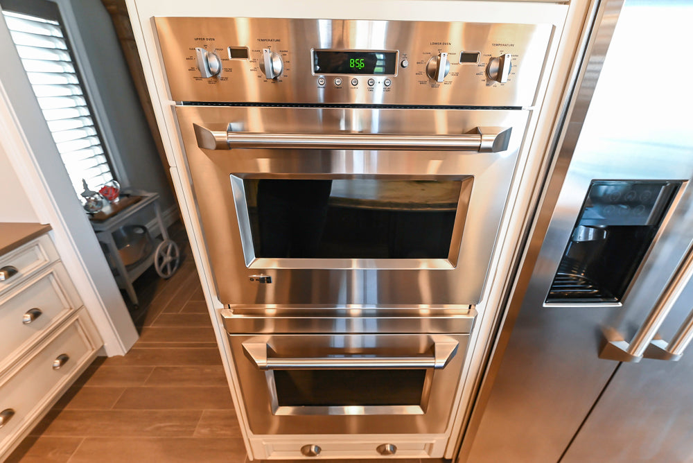 Ultimate Ultracraft: Traditional Cream Kitchen with Island & Appliances