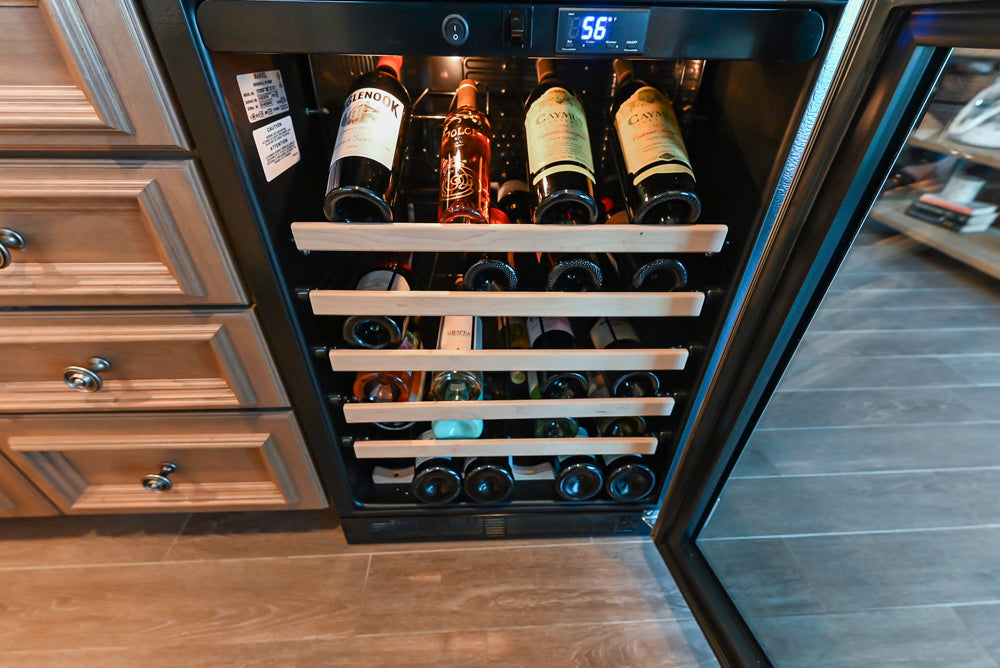 Ultimate Ultracraft: Traditional Cream Kitchen with Island & Appliances