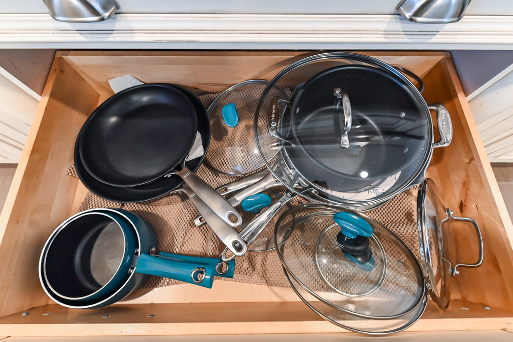 Ultimate Ultracraft: Traditional Cream Kitchen with Island & Appliances