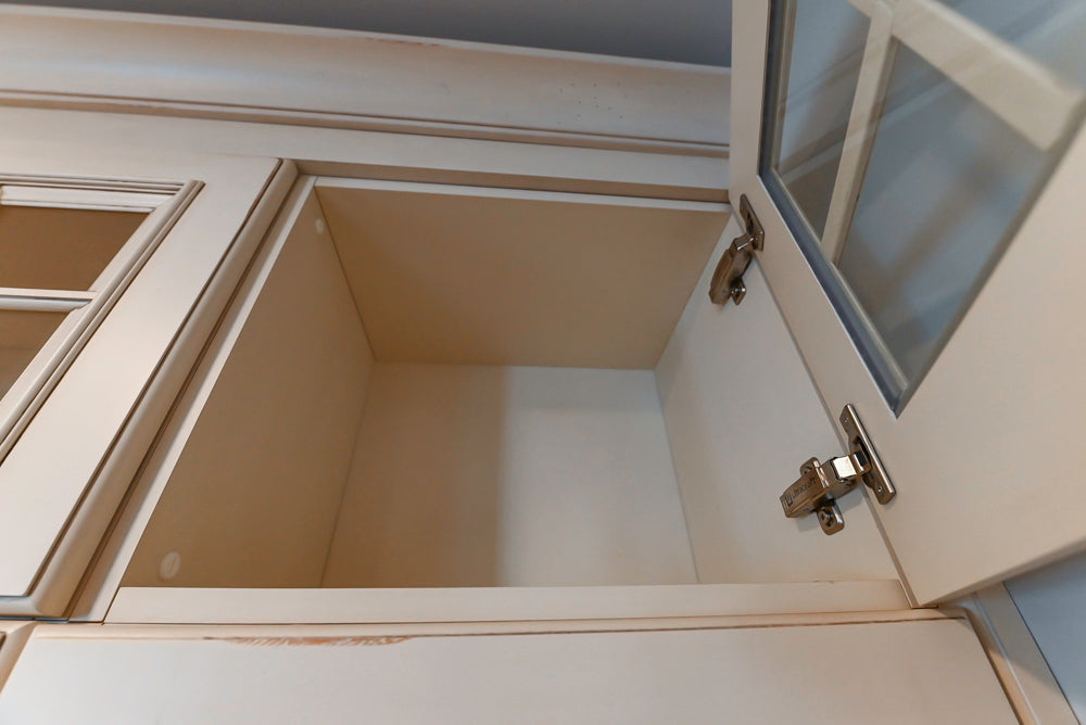 Ultimate Ultracraft: Traditional Cream Kitchen with Island & Appliances