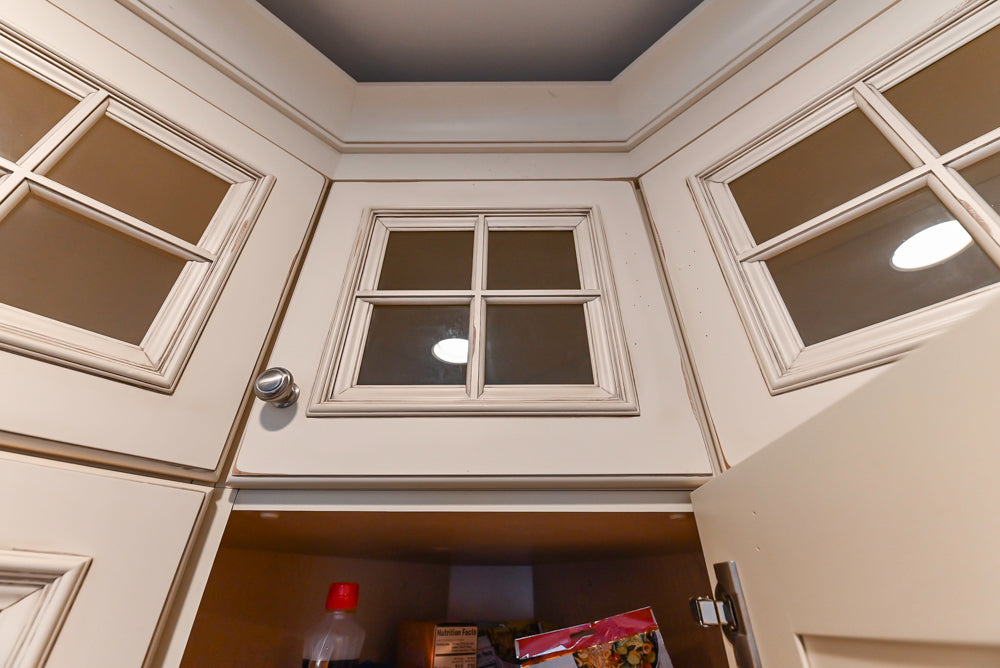 Ultimate Ultracraft: Traditional Cream Kitchen with Island & Appliances