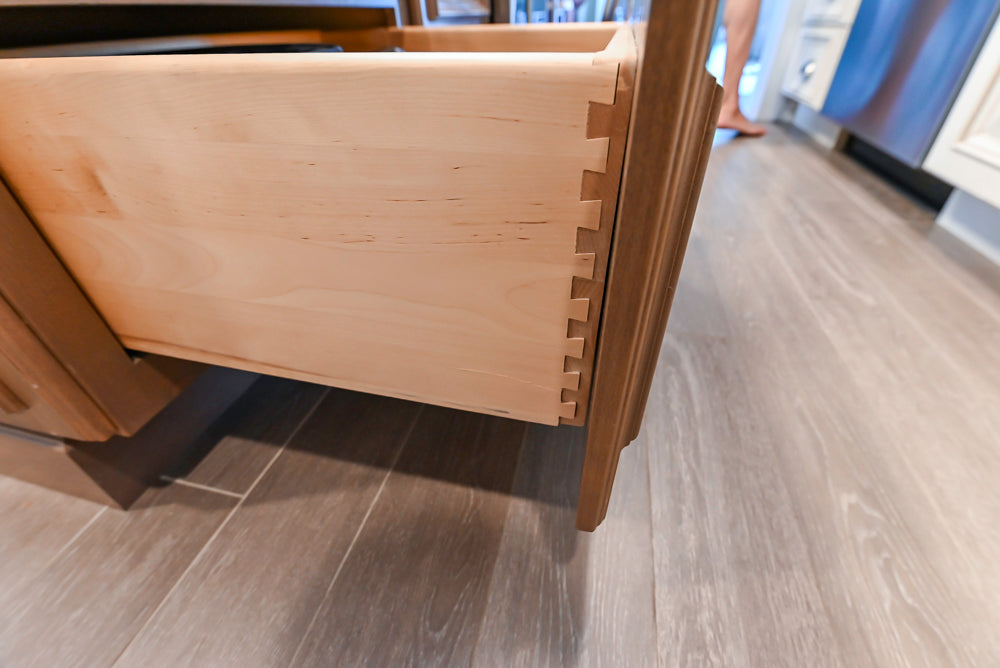 Ultimate Ultracraft: Traditional Cream Kitchen with Island & Appliances