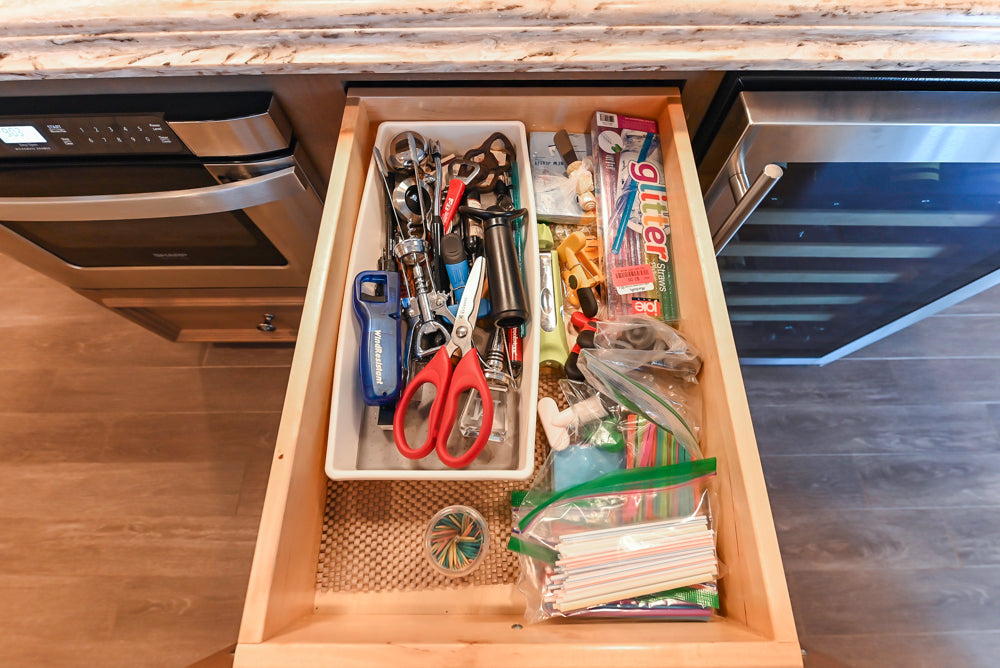 Ultimate Ultracraft: Traditional Cream Kitchen with Island & Appliances