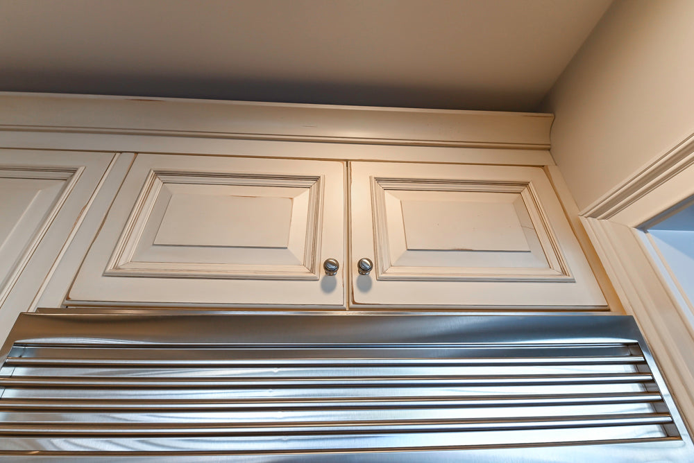 Ultimate Ultracraft: Traditional Cream Kitchen with Island & Appliances