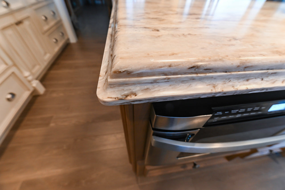 Ultimate Ultracraft: Traditional Cream Kitchen with Island & Appliances