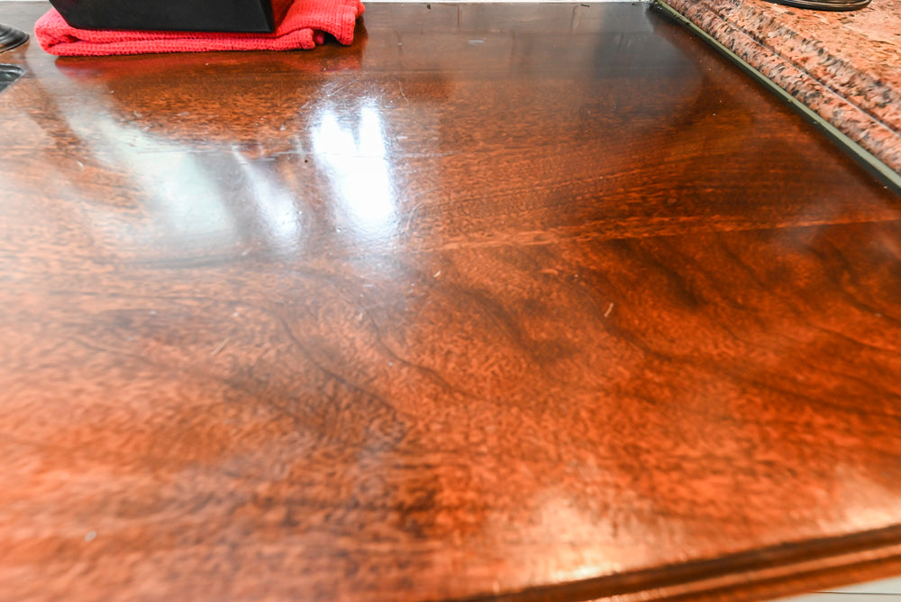 Heirloom Heritage: Traditional Off-White Kitchen with Island & Appliances