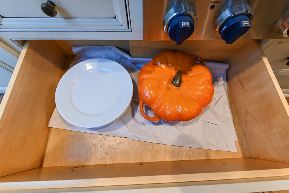 Heirloom Heritage: Traditional Off-White Kitchen with Island & Appliances
