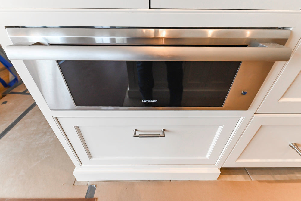 Traditional All-White Quartz Kitchen with Island