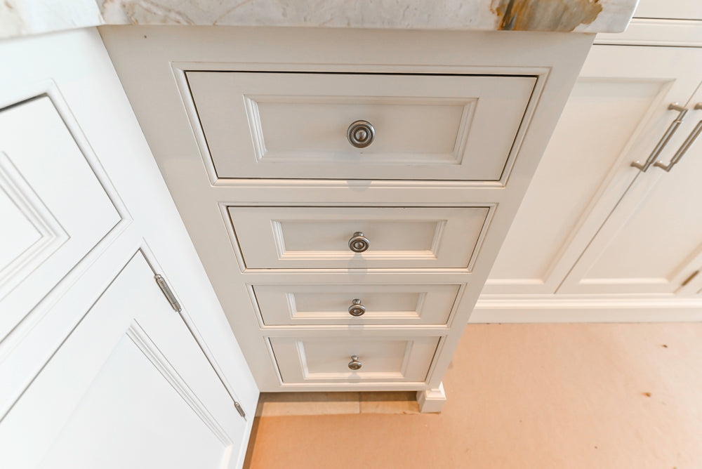 Traditional All-White Quartz Kitchen with Island