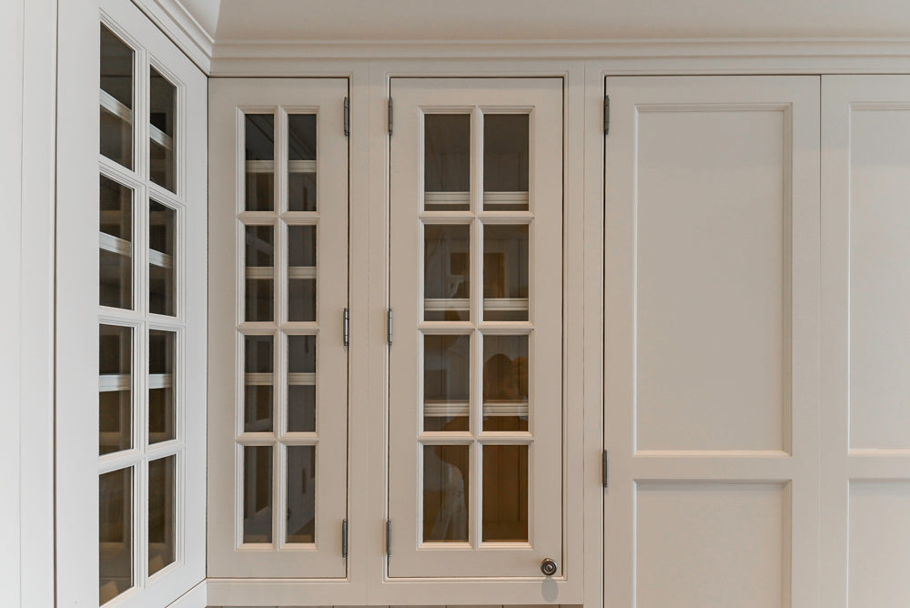 Traditional All-White Quartz Kitchen with Island