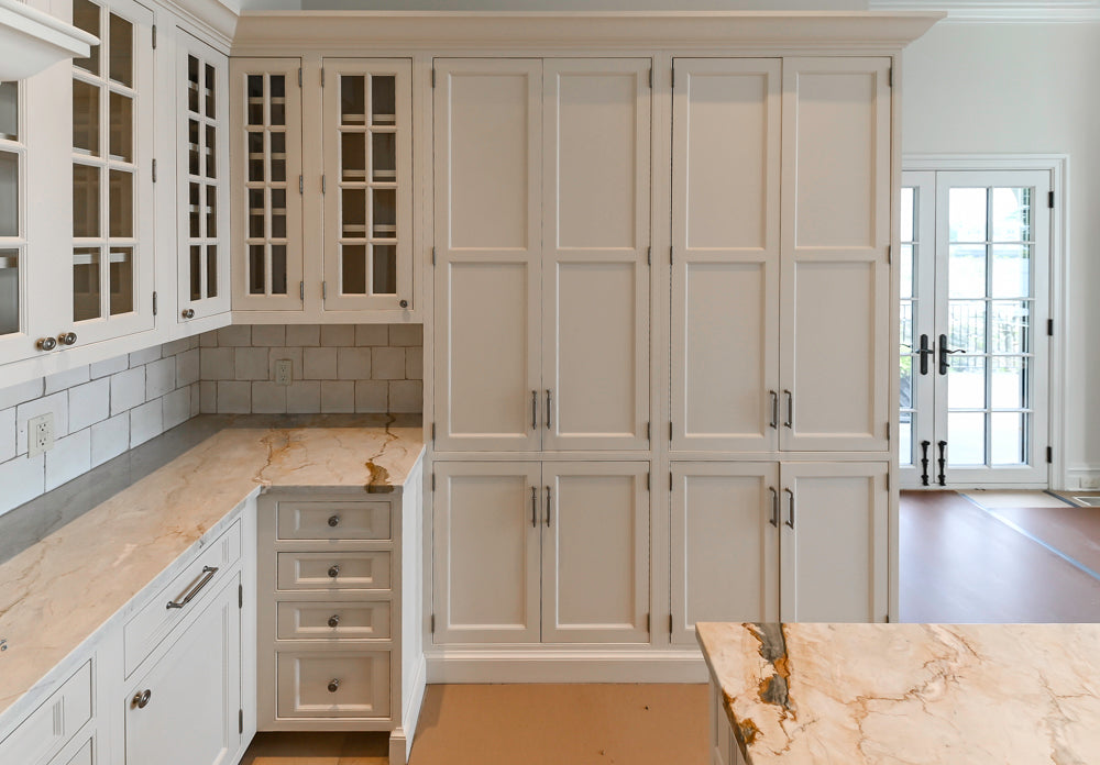 Traditional All-White Pre-Owned Kitchen with Quartz Island