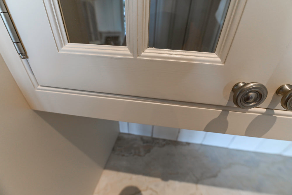 Traditional All-White Quartz Kitchen with Island