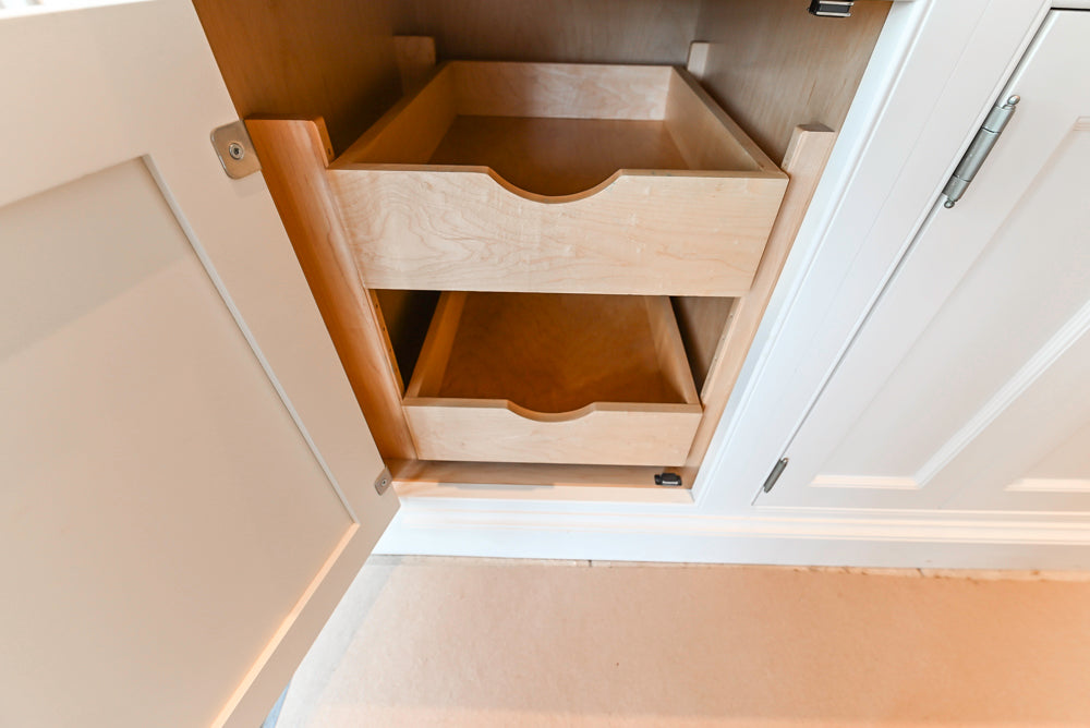 Traditional All-White Quartz Kitchen with Island