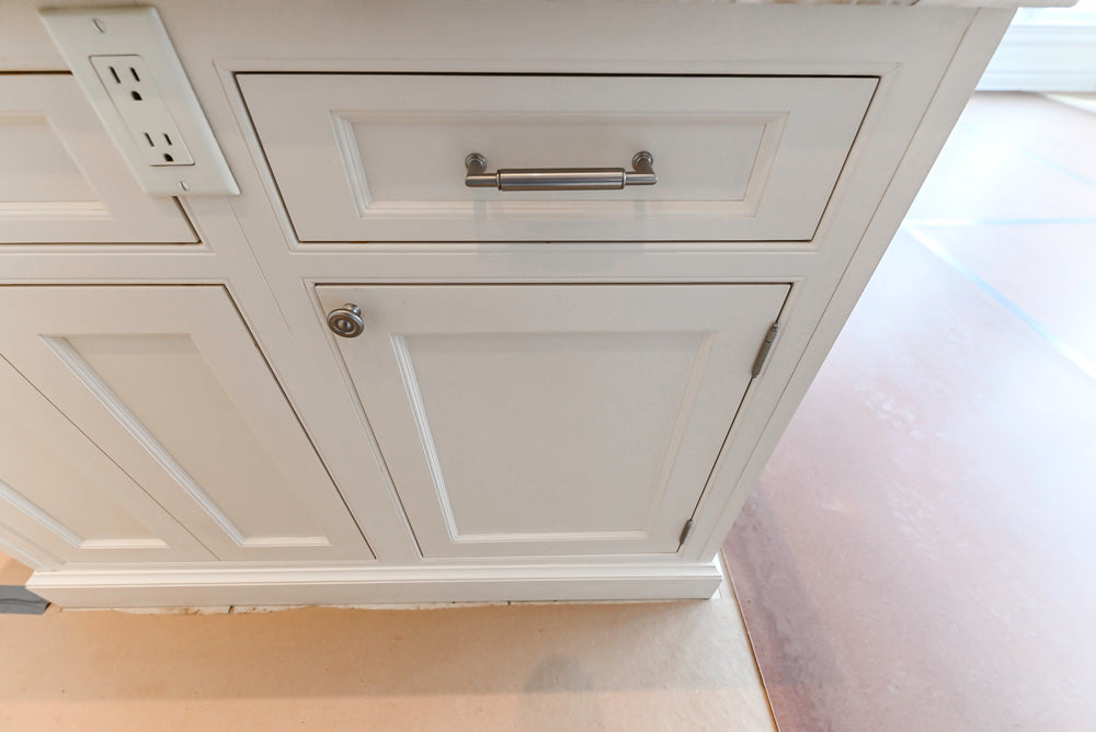 Traditional All-White Quartz Kitchen with Island