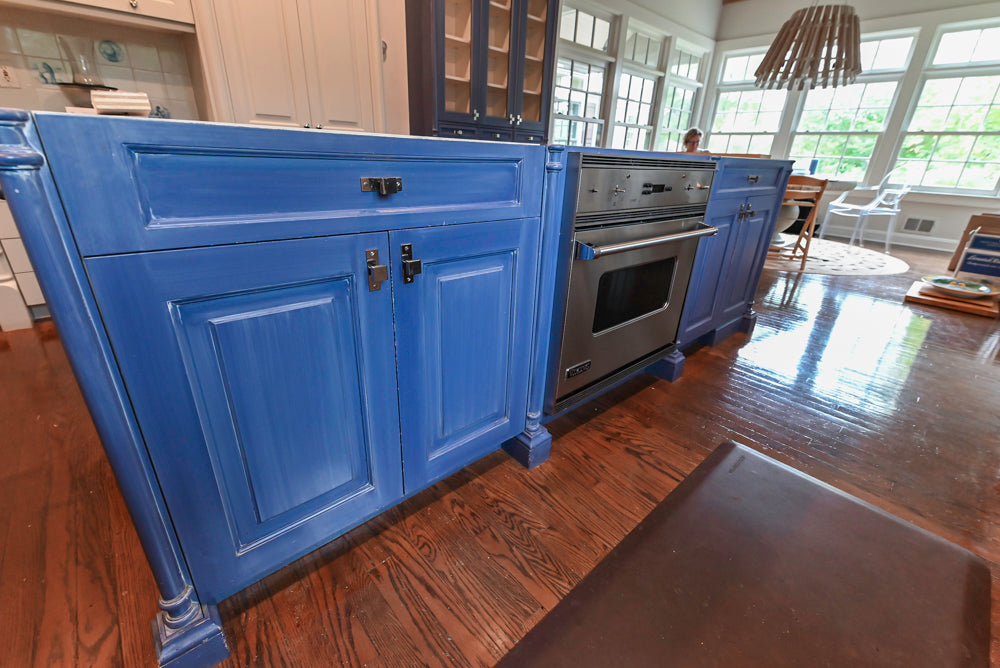 Traditional White Pre-Owned Kitchen with Blue Island and Appliances