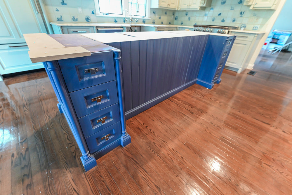 Traditional White Pre-Owned Kitchen with Blue Island and Appliances