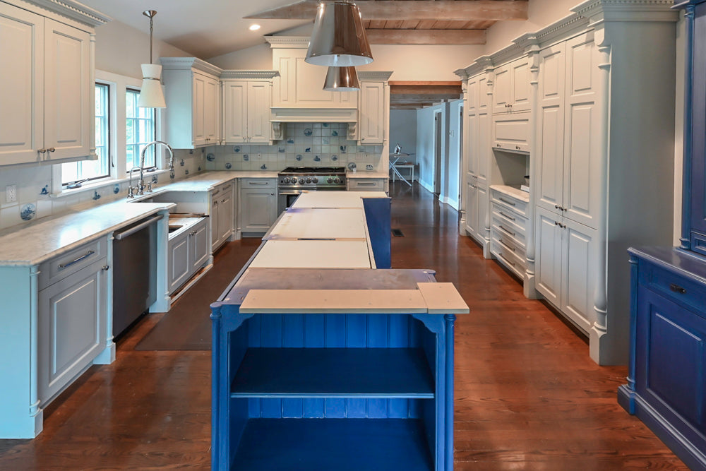 Traditional White Pre-Owned Kitchen with Blue Island and Appliances