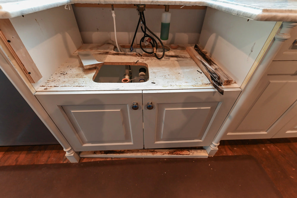 Traditional White Kitchen with Blue Island & Appliances