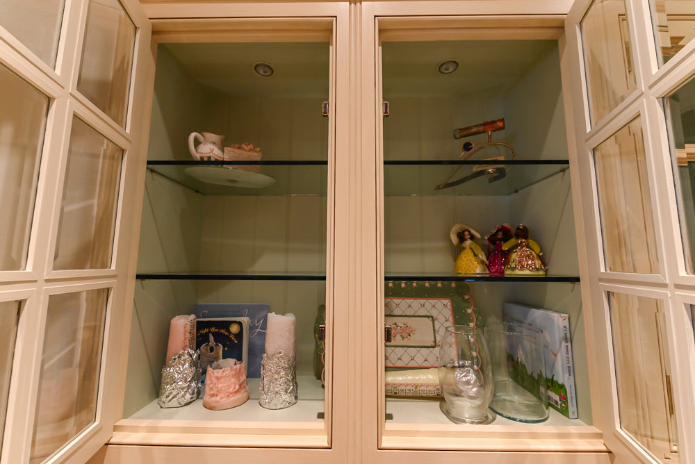 Clive Christian Regency Traditional Cream Kitchen with Double Island, Butlers Pantry & Sub-Zero/Wolf Appliances