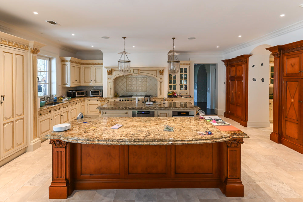 Clive Christian Regency Traditional Cream Kitchen with Double Island, Butlers Pantry & Sub-Zero/Wolf Appliances