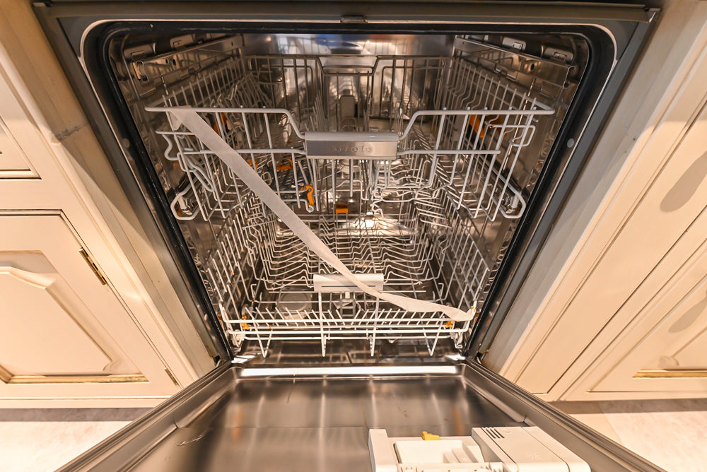 Clive Christian Regency Traditional Cream Kitchen with Double Island, Butlers Pantry & Sub-Zero/Wolf Appliances