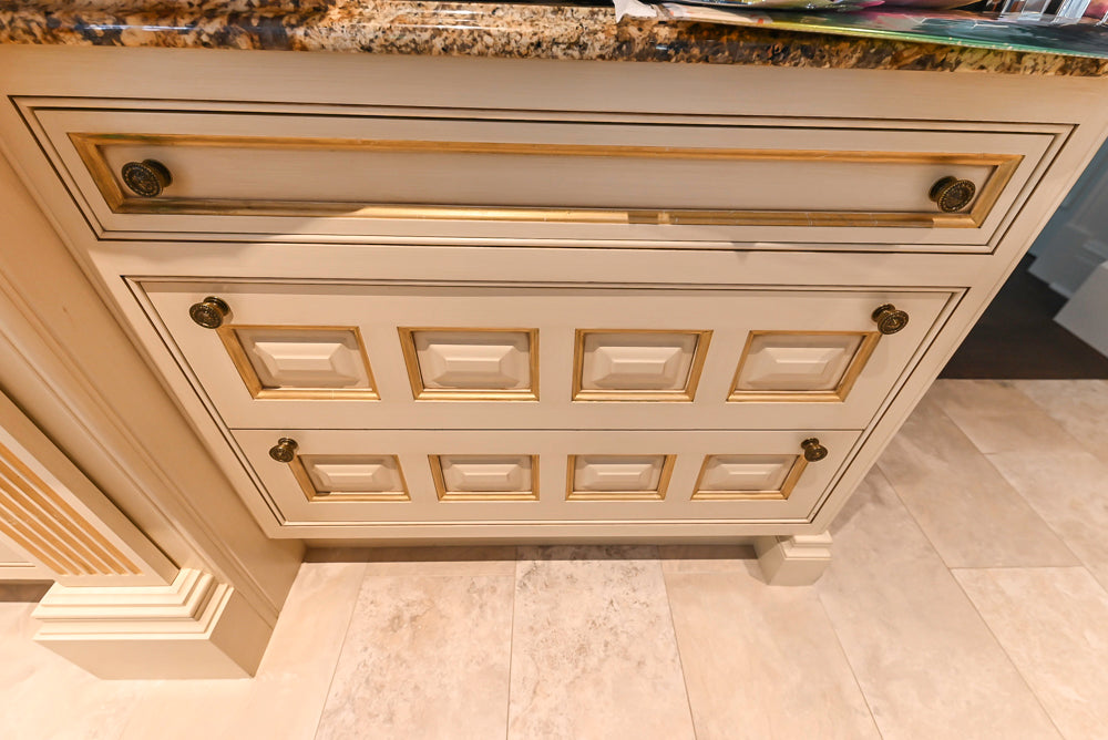 Clive Christian Regency Traditional Cream Kitchen with Double Island, Butlers Pantry & Sub-Zero/Wolf Appliances