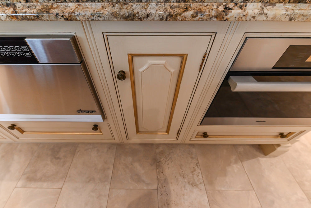 Clive Christian Regency Traditional Cream Kitchen with Double Island, Butlers Pantry & Sub-Zero/Wolf Appliances