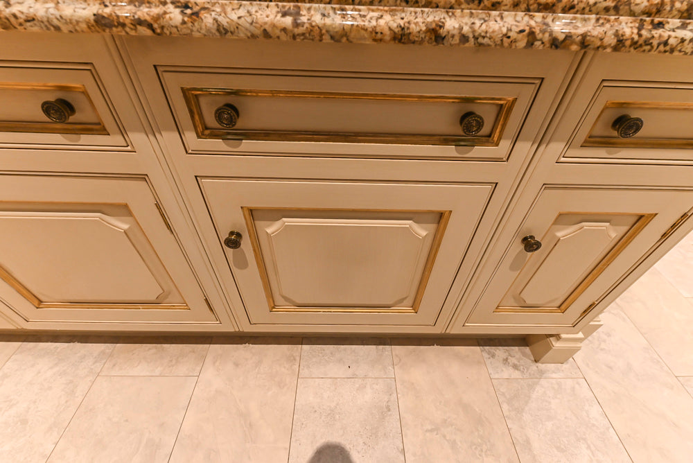 Clive Christian Regency Traditional Cream Kitchen with Double Island, Butlers Pantry & Sub-Zero/Wolf Appliances