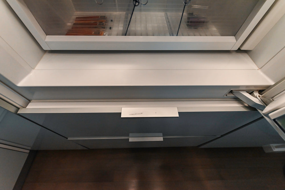 Cesar Modern Glossy White Kitchen with Black Granite Countertops & Appliances