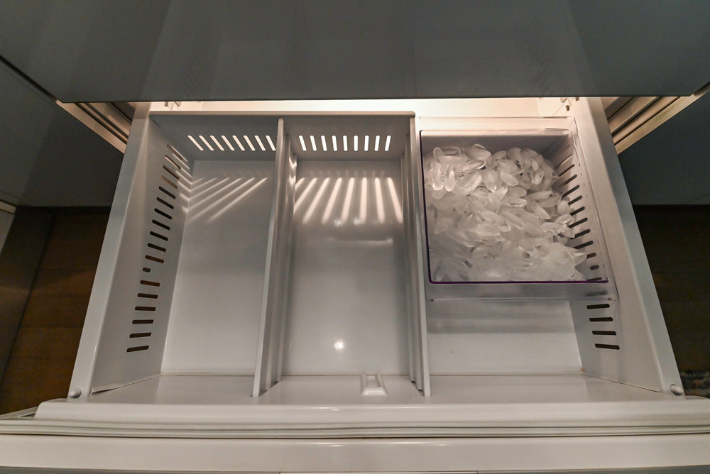 Cesar Modern Glossy White Kitchen with Black Granite Countertops & Appliances