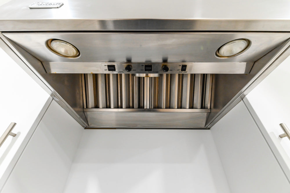 Heritage Transitional White Kitchen with Island and Stainless Steel Appliances