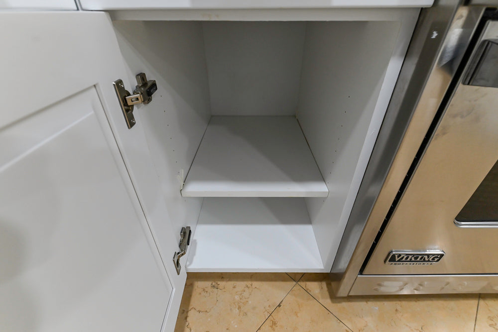 Heritage Transitional White Kitchen with Island and Stainless Steel Appliances